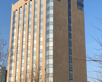 Crowne Plaza Düsseldorf-Neuss - Neuss - Bygning