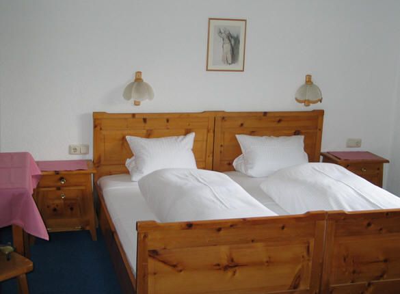 Pension Kröll - Saint Jakob In Defereggen - Schlafzimmer