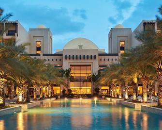 Hilton Ras Al Khaimah Beach Resort - Ras al-Khaimah - Hotellinngang