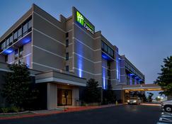 Holiday Inn Express Aberdeen-Chesapeake House - Aberdeen - Gebouw