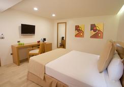 Hotel Nyx Cancun 87 2 7 5 Cancun Hotel Deals Reviews Kayak