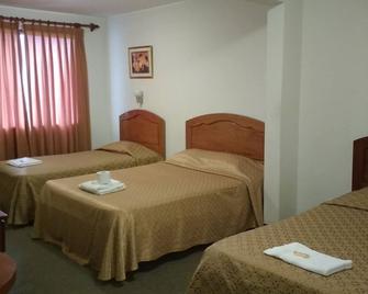 Hotel San Bartolo Inn - San Bartolo - Bedroom