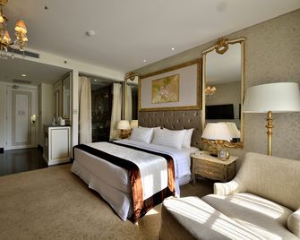 Hotel Royal Bogor - Bogor - Habitación
