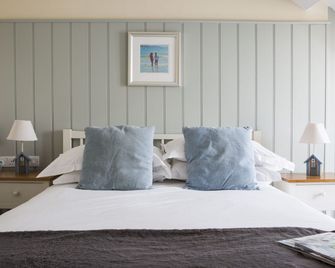 Seacroft - הוליהד - חדר שינה