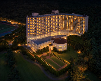 La Vie Dor Hotel and Resort, Trademark Collection by Wyndham - Hwaseong - Gebouw