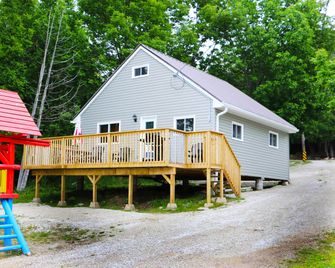 Bayshore Cottages - South Bruce Peninsula - Edificio