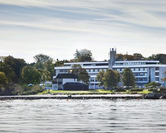 Hotel Marina - Vedbæk - Building