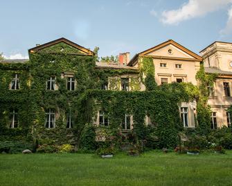 Palac Baborowko - Szamotuły - Budynek