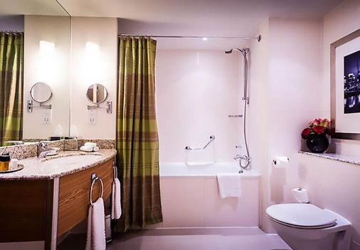 London Marriott Hotel Canary Wharf - London - Bad