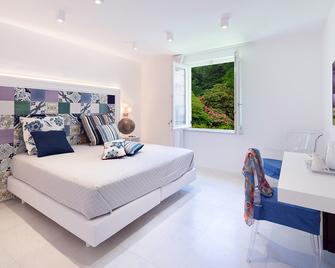 Hotel Amalfi - Amalfi - Habitación