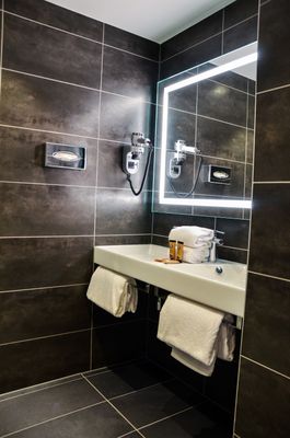 Hotel Origami - สตาร์บูร์ก - ห้องน้ำ