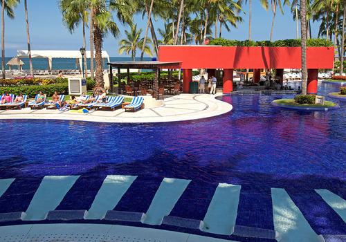 Club Regina Puerto Vallarta C$ 132 (C̶$̶ ̶4̶6̶5̶). Puerto Vallarta Hotel  Deals & Reviews - KAYAK