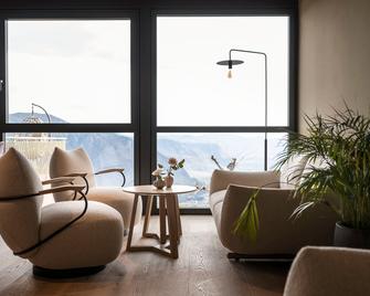 Hotel Belvedere - Jenesien - Wohnzimmer
