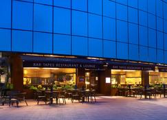Hotel Carlemany Girona - Girona - Rakennus