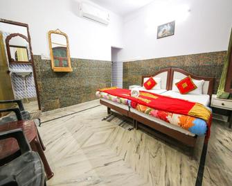 Rishikesh Sadan A Yoga & Spritual Retreat - Rishikesh - Bedroom