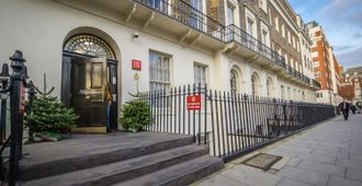 LSE Passfield Hall - London - Building