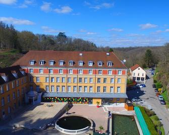 Grand Hôtel Thermal - Évaux-les-Bains - Building