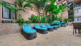 Grand Hotel Guayaquil Ascend Hotel Collection - Guayaquil - Innenhof