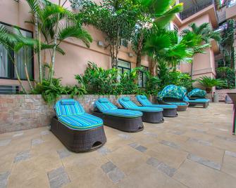 Grand Hotel Guayaquil Ascend Hotel Collection - Guayaquil - Patio