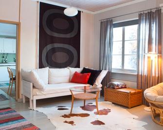 Kuuksenkaari Apartments - Ilomantsi - Sala de estar