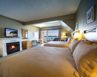 Sidney Waterfront Inn & Suites - Sidney - Schlafzimmer