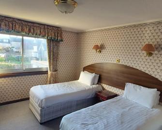 Gordon Arms Hotel - Fochabers - Bedroom