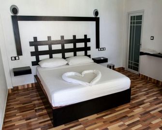 Dhonfulhafi Beach View & Spa - Maalhos - Habitación