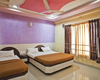 Hotel Disha Palace - Shirdi - Yatak Odası