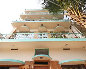 Hotel O Fun Friday - Bodhgaya - Gebäude