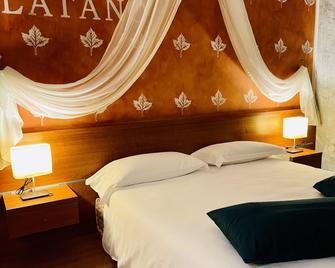 Villa Riviera Hotel Udine - Pradamano - Спальня