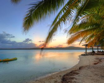 Aitutaki Village - Aitutaki - Plage