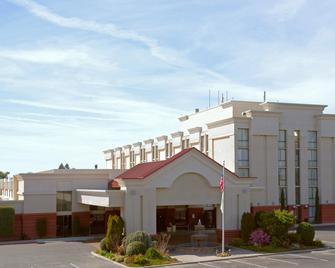 Wyndham Visalia - Visalia - Rakennus