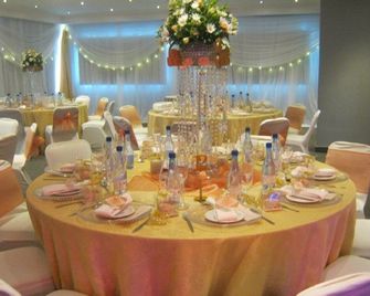 La Mercy Beach Hotel - La Mercy - Banquet hall