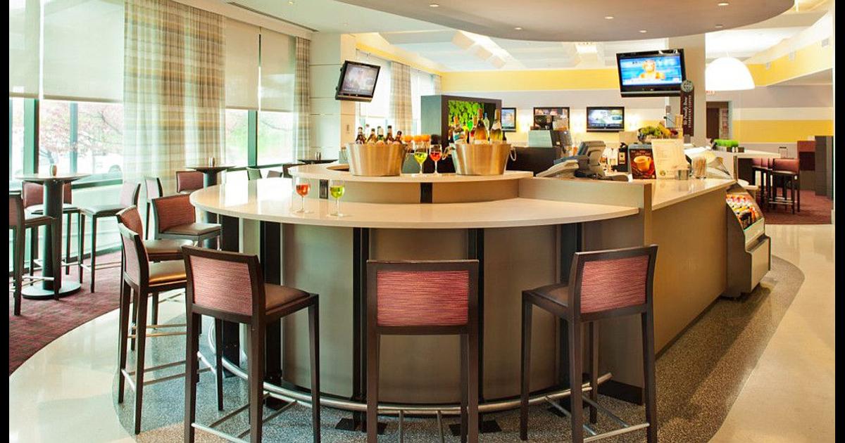 Courtyard by Marriott New York JFK Airport 186 (̶3̶3̶6̶). Queens