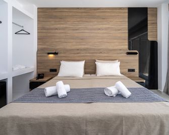 Castellum Suites - Rodes - Quarto