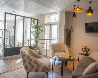 سان جوثارد نايس - نيس - ردهة