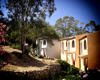Villaggio Camping Golfo di Arzachena - Arzachena - Outdoors view
