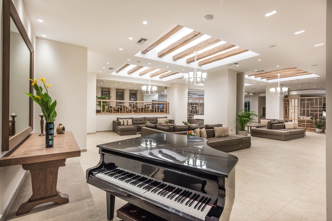 نانا جولدن بيتش - شامامل جميع الخدمات