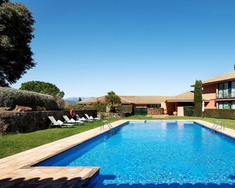 Hotel Torremirona Golf & Spa - Figueres - Pool