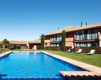 Hotel Torremirona Golf & Spa - Figueres - Piscina