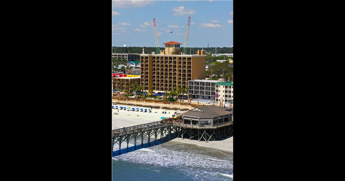 Holiday Inn At the Pavilion 84 (̶2̶3̶6̶). Myrtle Beach Hotel Deals