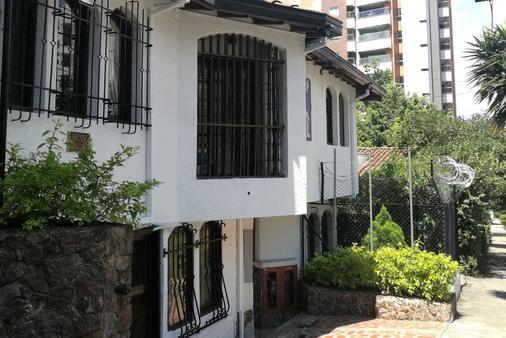 Hotel La Habana Vieja Medelli - Medellín - Rakennus
