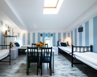 AB Hostel - Varsóvia - Quarto