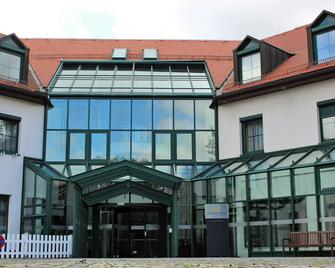 Grand Excelsior Hotel München Airport - Oberding - Gebouw