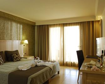 Cactus Royal Resort & Spa - Stalida - Bedroom