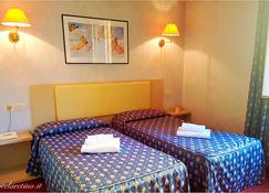 Arezzo Hotel Aretino - Arezzo - Makuuhuone
