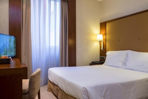 Dom Carlos Liberty Hotel - Lisbon - Bedroom