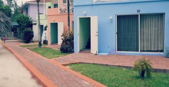 Coral Harbour Beach House And Villas - Nasáu