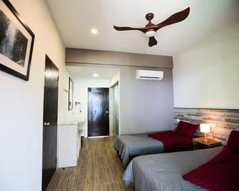 Redang Pelangi Resort - Redang Island - Bedroom