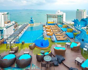 Siam@Siam Design Hotel Pattaya - Pattaya - Zwembad